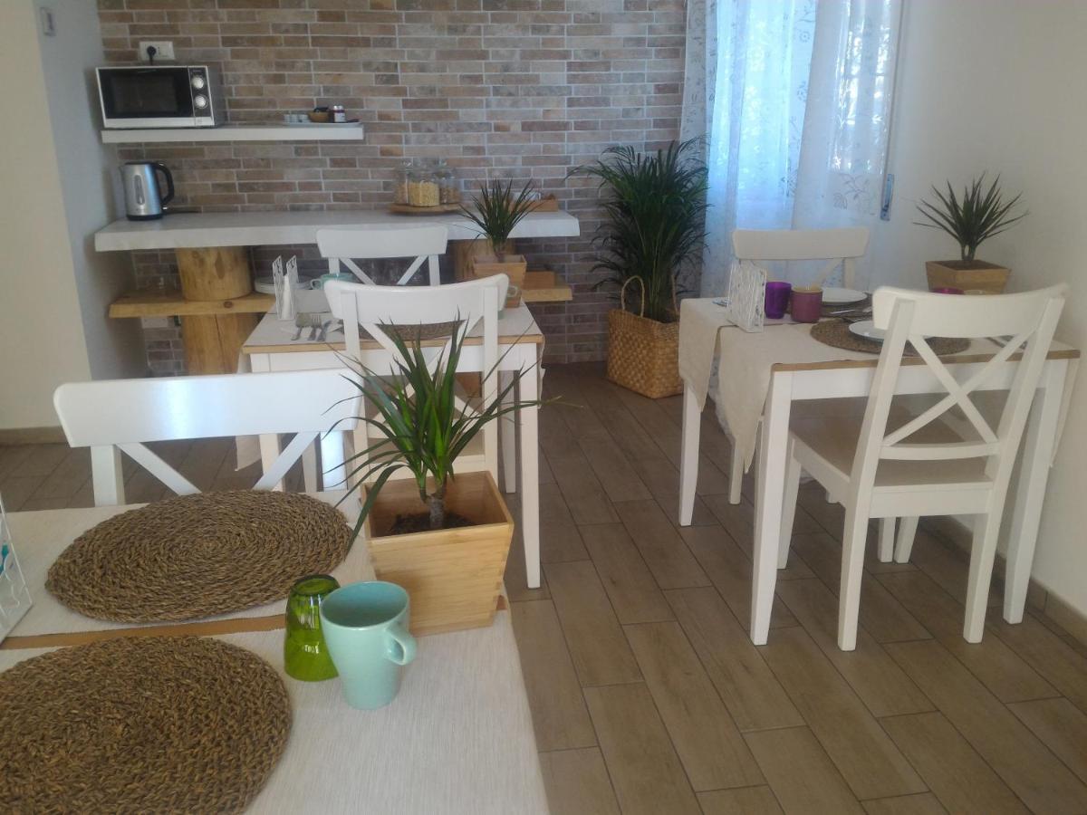 Bed and Breakfast Domus Florio - Humanitas Rozzano П'єве-Емануеле Екстер'єр фото