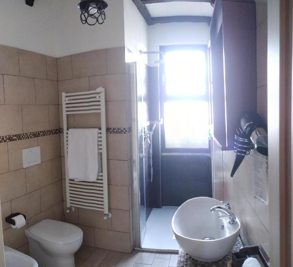 Bed and Breakfast Domus Florio - Humanitas Rozzano П'єве-Емануеле Екстер'єр фото