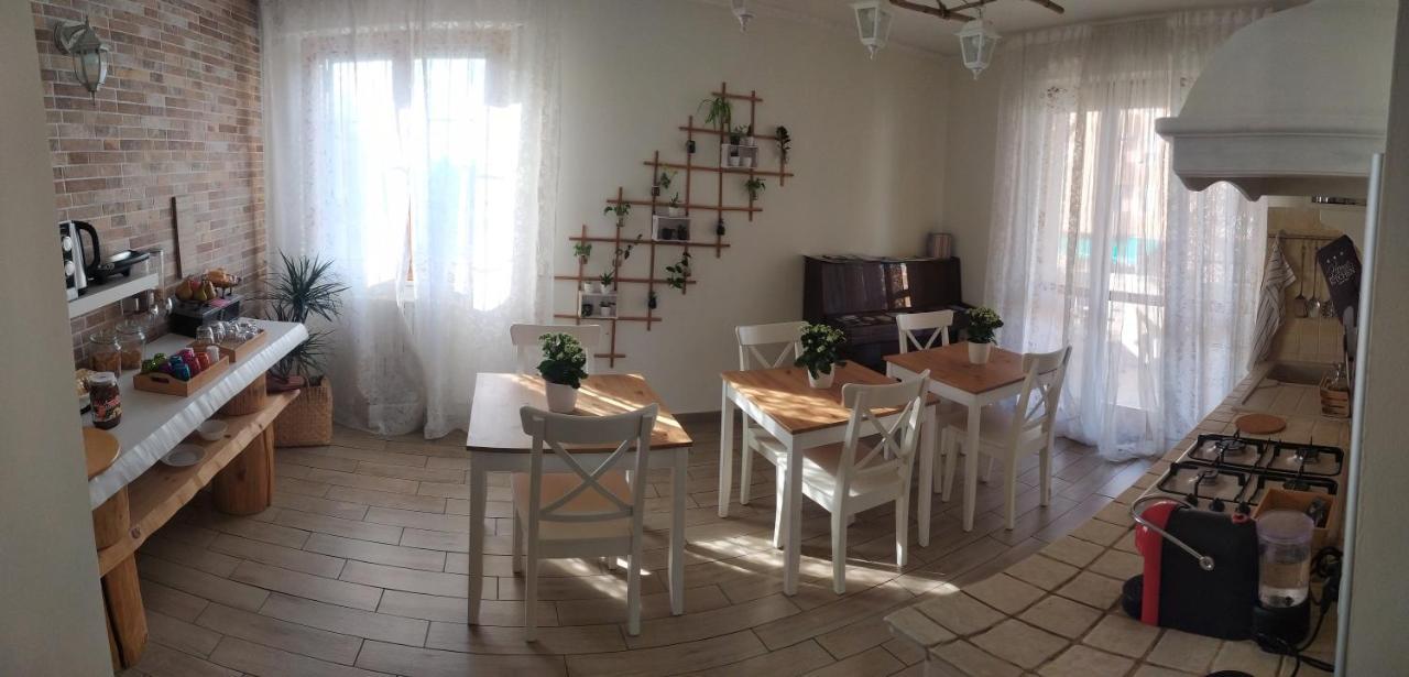 Bed and Breakfast Domus Florio - Humanitas Rozzano П'єве-Емануеле Екстер'єр фото